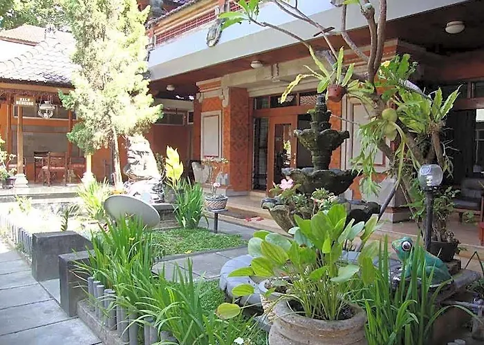 Hotel O Ratu 2*