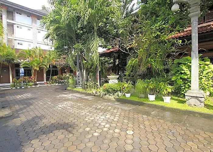Hotel O Ratu Denpasar