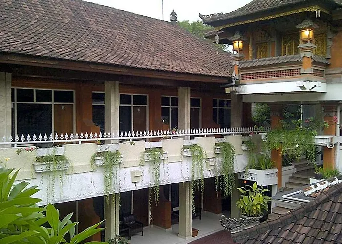 Hotel O Ratu Denpasar
